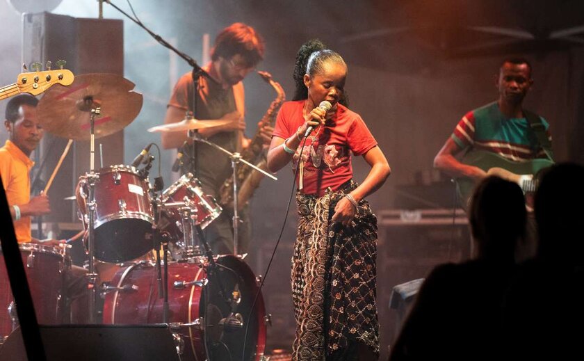 Bobo & Behaja (Madagascar/France)