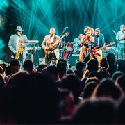 Dur-Dur Band International