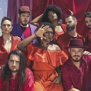 Liniker e os Caramelows